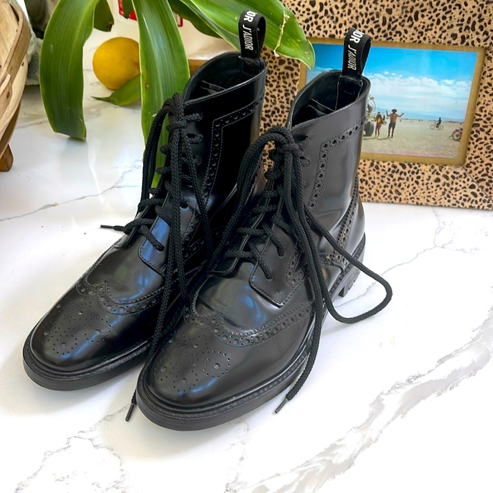 Christian Dior Perfect Condition, never been worn outside  black leather boots